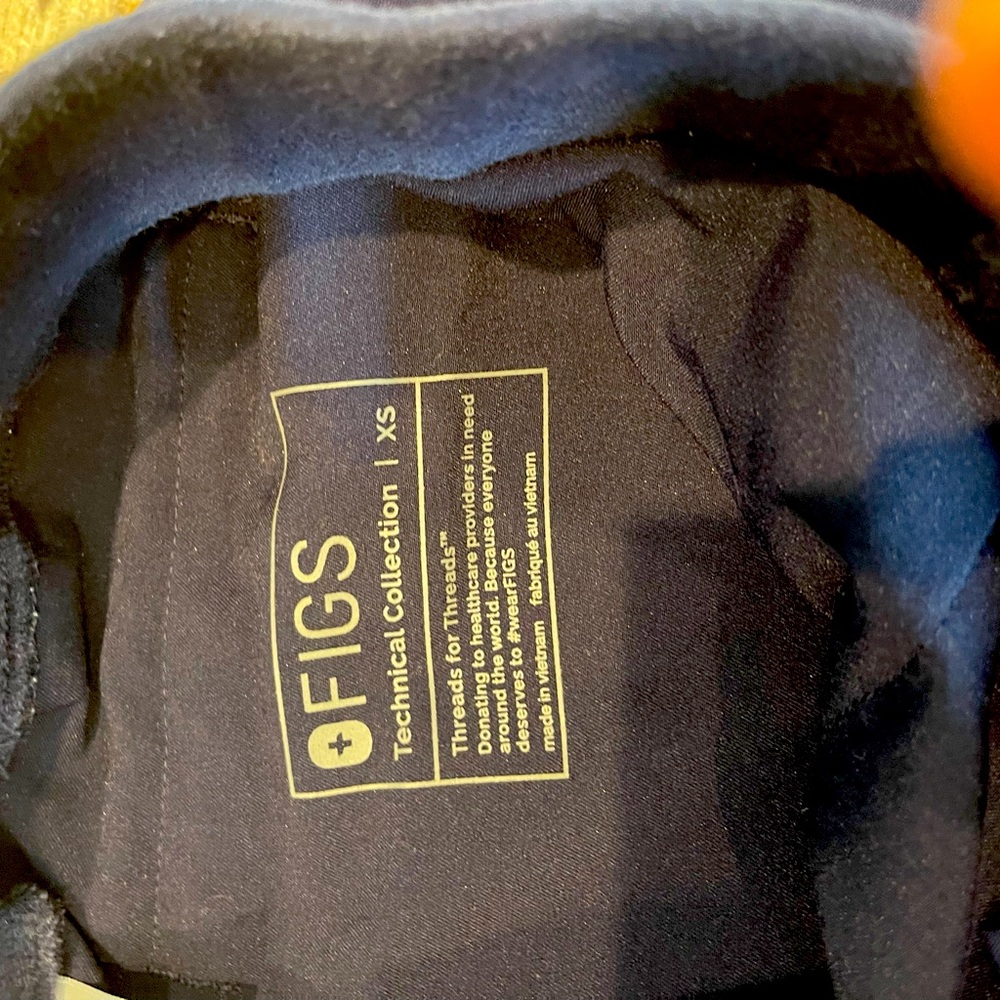 Barely Worn And Discontinued Style From Figs - image 6